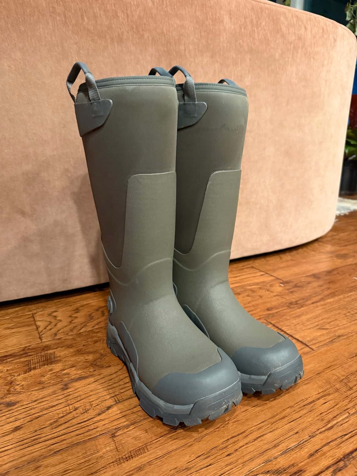 KUIU HD Mud Boots size 10