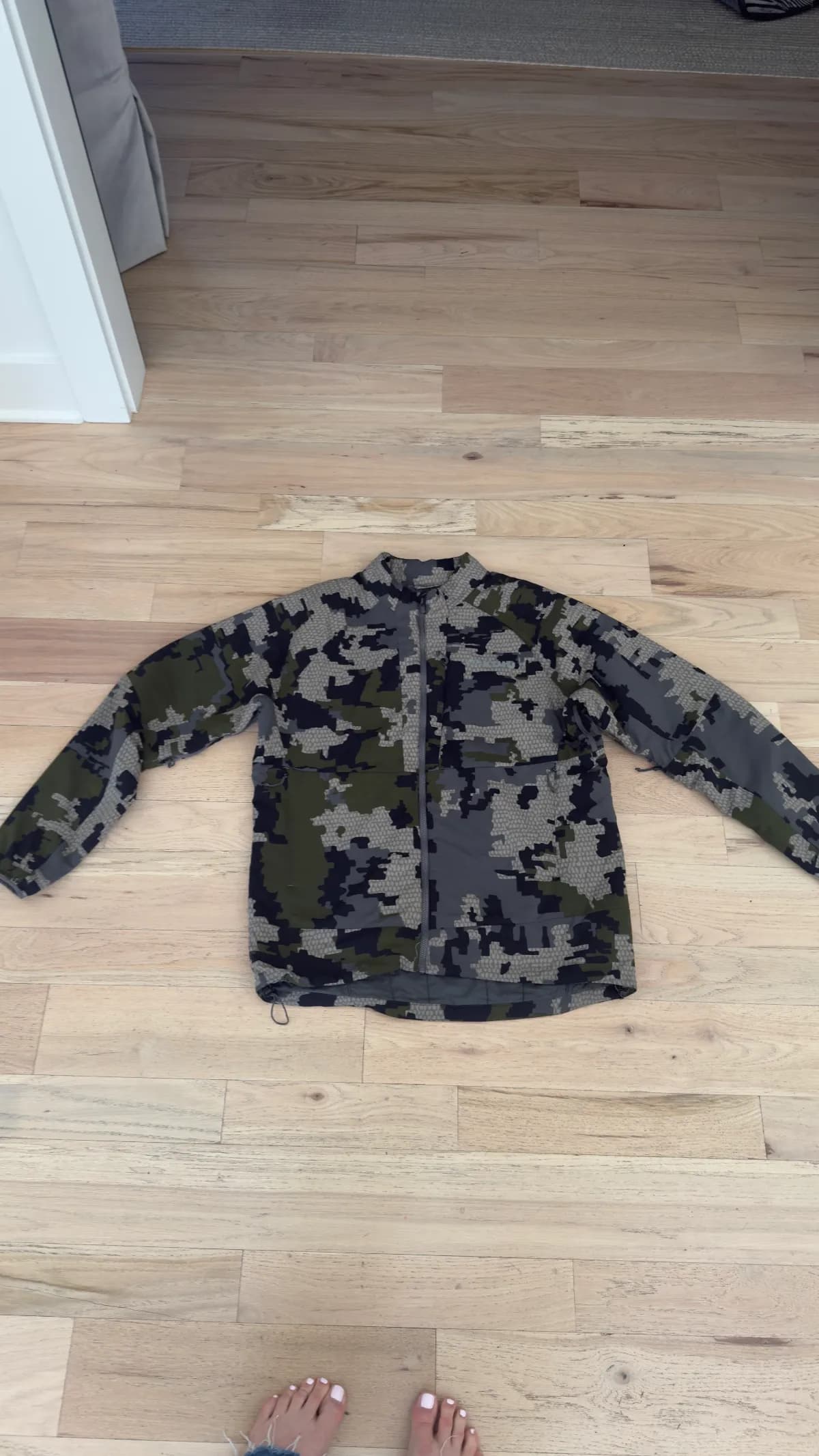 LIKE NEW!! KUIU Kenai Jacket- VERDE COLOR- SIZE XL